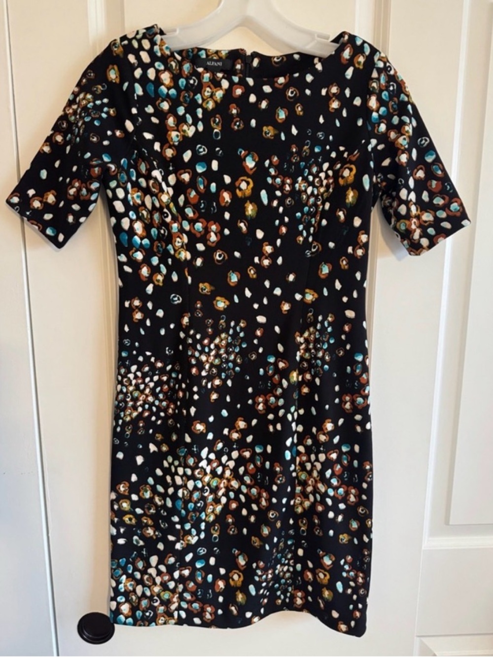 BUNDLE of 3 0/Petite office wear: 2 skirts and one dress - Picture 2 of 4